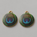 Printed Alloy Enamel Pendants, Flat Round with Peacock Feather Charm, Golden, Dark Green, 20x17x2.2~2.8mm, Hole: 1.8mm, 10pcs/set(FIND-WH0148-418D)