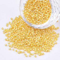 Pearlized Cylinder Seed Beads, Uniform Size, Gold, 1.5~2x1~2mm, Hole: 0.8mm, about 4000pcs/bag, about 50g/bag(SEED-Q036-02A-E10)