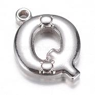 201 Stainless Steel Charms, Letter.Q, 17.5x13x3mm, Hole: 1mm(STAS-G074-01Q)