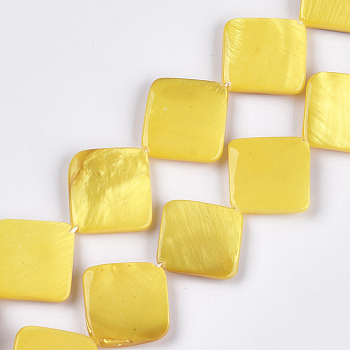 Spray Painted Freshwater Shell Beads, Rhombus, Yellow, 18~20x18~20x3~4mm, Hole: 0.5mm, about 21pcs/strand, 15.5 inch