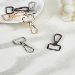 6Pcs 3 Colors Alloy Swivel Clasps, Shoulder Strap Buckles, Mixed Color, 48~49x25~26mm, 2pcs/color(FIND-LP0003-83)