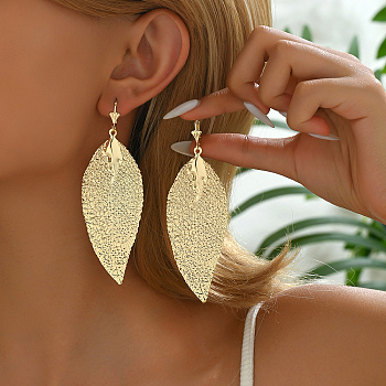 Textured Leaf Vintage Chic Women's Fashion Vacation Hoop Earrings, Golden, 98x33mm