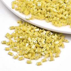 2-Hole Glass Seed Beads, Opaque Colours Lustered, Rectangle, Yellow, 4.5~5.5x2x2~2.5mm, Hole: 0.5~0.8mm, about 250pcs/10g(X-SEED-S031-M-SH122)