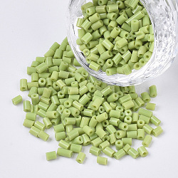 8/0 Glass Bugle Beads, Opaque Colours, Yellow Green, 8/0 2.5~3x2.5mm, Hole: 0.9mm, about 15000pcs/bag(SEED-S032-02A-11)