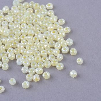 6/0 Glass Seed Beads, Ceylon, Round, Round Hole, Light Goldenrod Yellow, 6/0, 4mm, Hole: 1.5mm, about 500pcs/50g, 50g/bag, 18bags/2pounds