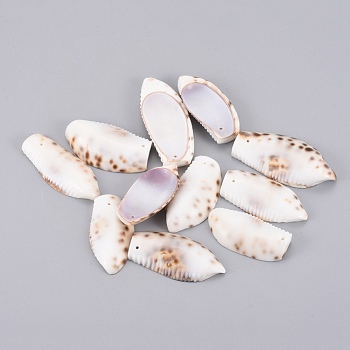 Shell Pendants, Seashell Color, 47~65x24~32x7~10mm, Hole: 1.5mm
