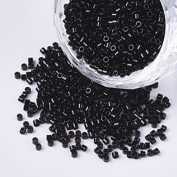 11/0 Grade A Glass Seed Beads, Cylinder, Uniform Seed Bead Size, Baking Paint, Black, about 1.5x1mm, Hole: 0.5mm, about 2000pcs/10g