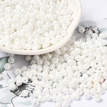 6/0 Glass Seed Beads, Opaque Colours Luster, Teardrop, White, 4.5~5x4x3~3.5mm, Hole: 0.9mm, about 5625Pcs/Pound