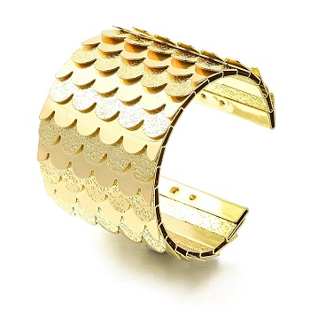 Alloy European American Exaggerated Open Cuff Fish Scale Pattern Bangles for Women, Golden, Inner Diameter: 2-1/4x1-7/8 inch(5.75x4.8cm)