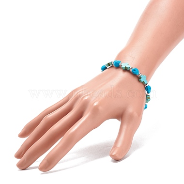 bracelet extensible en perles de turquoise synthétique (teint) avec croix et tête de mort(BJEW-JB08451-04)-3