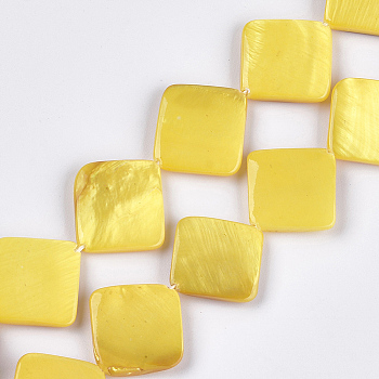 Spray Painted Freshwater Shell Beads, Rhombus, Yellow, 12~13x12~13x2~4mm, Hole: 0.5mm, about 31pcs/strand, 15.1 inch