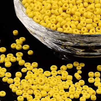 8/0 Glass Seed Beads, Opaque Colours Seed, Small Craft Beads for DIY Jewelry Making, Round, Round Hole, Yellow, 8/0, 3mm, Hole: 1mm, about 10000pcs/pound