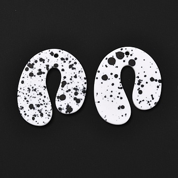 Spray Painted Acrylic Pendants, Rubberized Style, U Shape, White, 34x30x2mm, Hole: 2mm