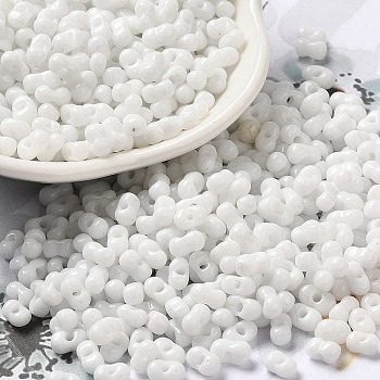 Baking Paint Glass Seed Beads, Peanut, White, 5.5~6x3~3.5x3mm, Hole: 1~1.2mm, about 3877pcs/pound