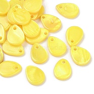 Spray Painted Natural Freshwater Shell Teardrop Charms, Yellow, 10x7~7.5x1.5~1.8mm, Hole: 1.2mm(SHEL-K006-47C)