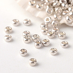 FGB 12/0 Grade A Round Glass Seed Beads, Metallic Colours, Silver Plated, 12/0, 2x1.5mm, Hole: 0.5mm, about 45000pcs/pound(SEED-A022-F12-616)