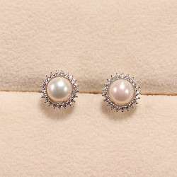 Flower Brass Micro Pave Clear Cubic Zirconia Stud Earrings, with Natural Freshwater Pearl, with 925 Sterling Silver Pins, PeachPuff, 12mm(WG8FE37-02)