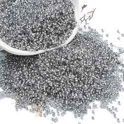 Transparent Inside Colours Glass Seed Beads, Cylinder, Silver, 1.6x1.3mm, Hole: 0.8mm, about 60000pcs/pound(SEED-H003-04D)