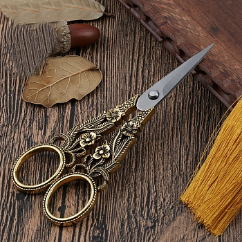Flower Pattern Alloy with Stainless Steel Scissors, Embroidery Scissors, Sewing Scissors, Antique Golden, 145x60mm