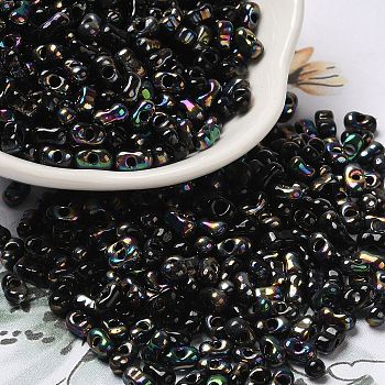 Electroplate Two Tone Glass Seed Beads, Metallic Colours Round Hole, Peanut, Rainbow Plated, 6~6.5x3~3.5x3~3.5mm, Hole: 1~1.2mm, about 4500pcs/pound.