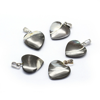 Shell Pendants, with Brass Findings, Heart, Dyed, Platinum, 17~19x14~15x3~5mm, Hole: 2x5mm