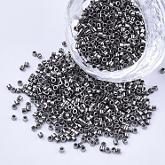 Electroplate Cylinder Seed Beads, Uniform Size, Metallic Colours, Gray, 1.5~2x1~2mm, Hole: 0.8mm, about 4000pcs/bag, about 50g/bag(SEED-Q036-02A-B03)