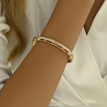 Fashionable Vintage Bracelet, Delicate and Versatile, 18K Gold Plated, Women's Creative Accessory.