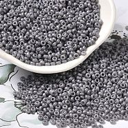 Baking Paint Glass Seed Beads, Donut, Gray, 8/0, 2.5~3x1~1.5mm, Hole: 1~1.2mm, about 40909pcs/1pound(SEED-P006-03A-27)