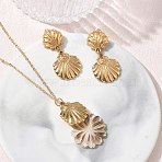 304 Stainless Steel Shell Pendant Necklaces & Stud Earrings Sets, Ion Plating(IP), Shell Shape & Flower, Golden, 17.64 inch(44.8cm)(SA-CBA2C2A-05G)