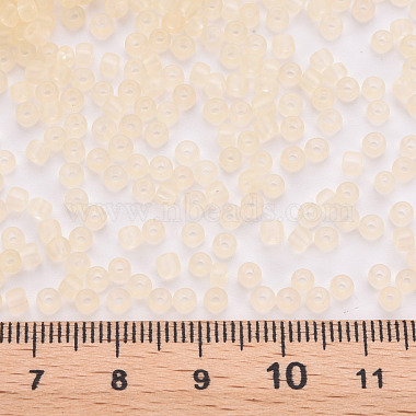 8/0 Transparent Glass Seed Beads(SEED-S048-H-014)-4